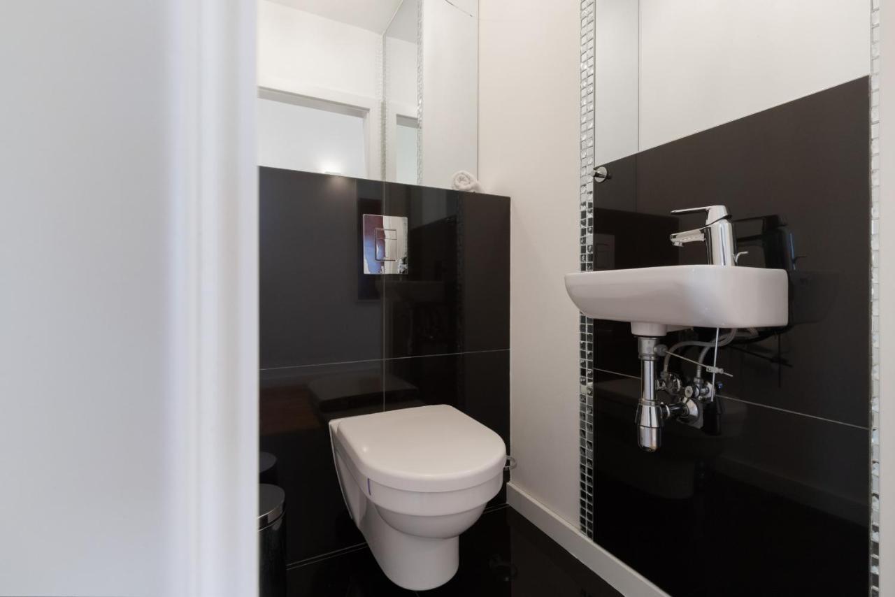 Atelier Residence Apartment By Noclegi Renters Warszawa Exteriör bild