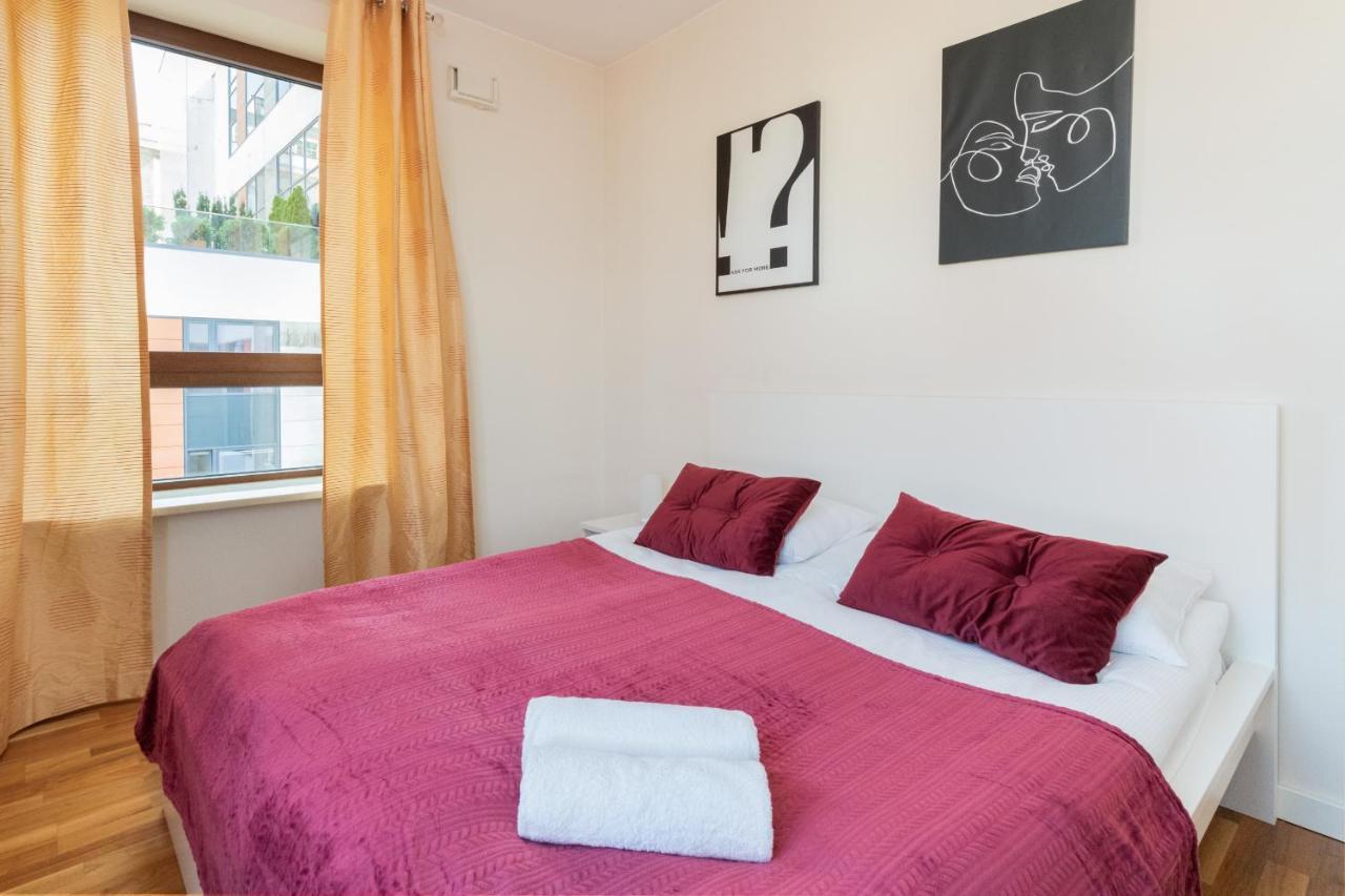 Atelier Residence Apartment By Noclegi Renters Warszawa Exteriör bild